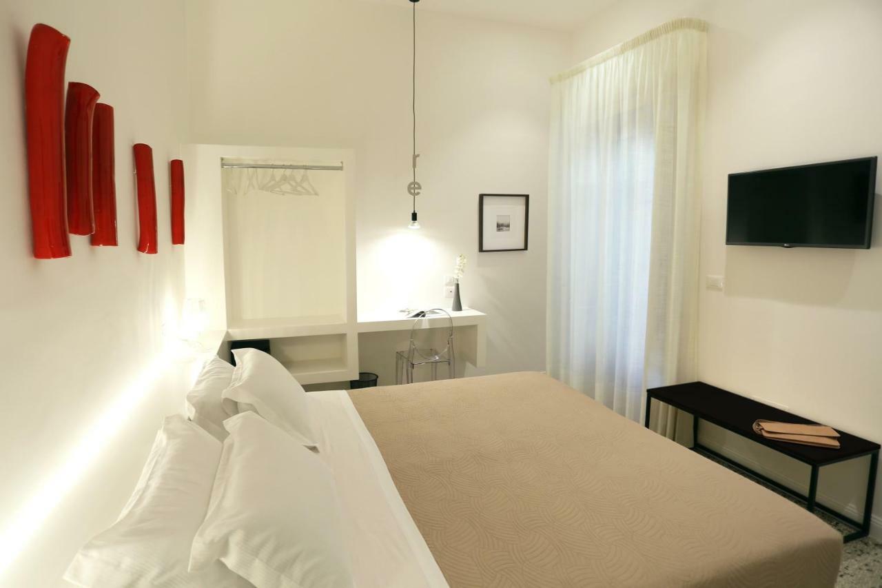 Re Ruggero Rooms 레조디칼라브리아 외부 사진